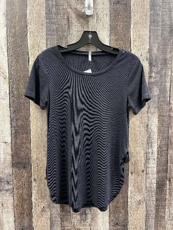 Top Short Sleeve By Bke In Black, Size: Xs