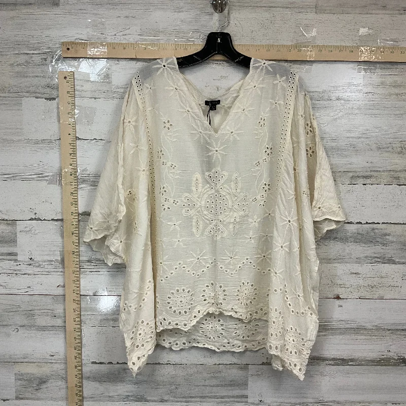 Top Short Sleeve By Coco And Carmen In Cream, Size: Os