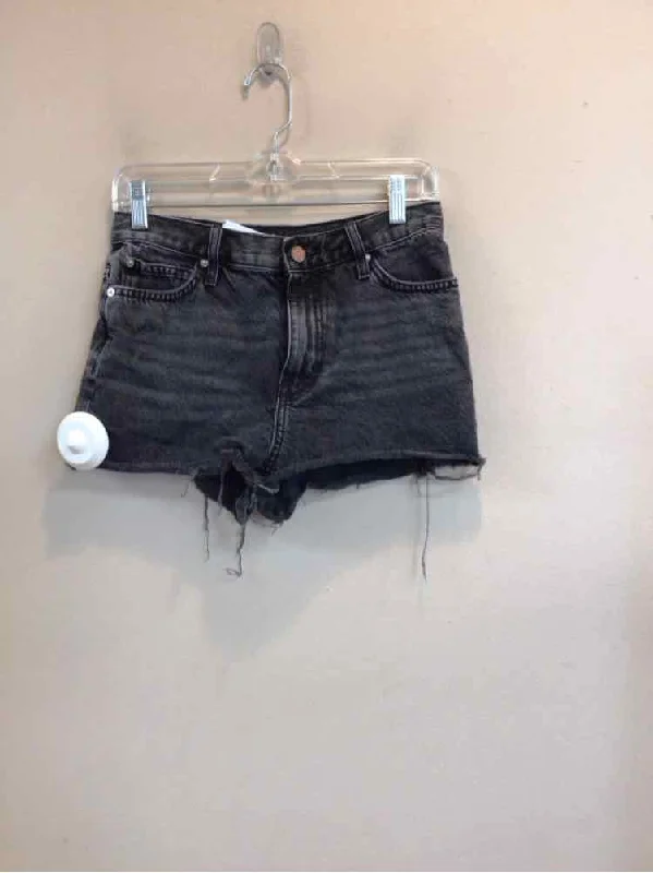 BDG SIZE 26 Ladies SHORTS